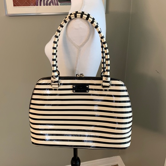 kate spade Handbags - Kate Spade Purse